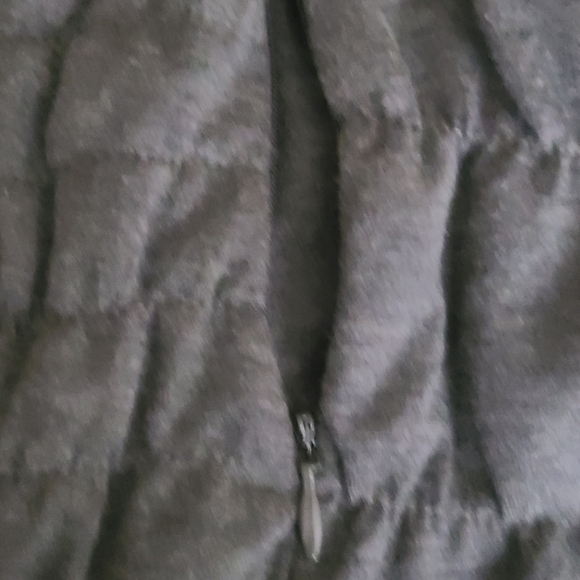 BE BY BLANC NOIR puffer VEST - Picture 5 of 6